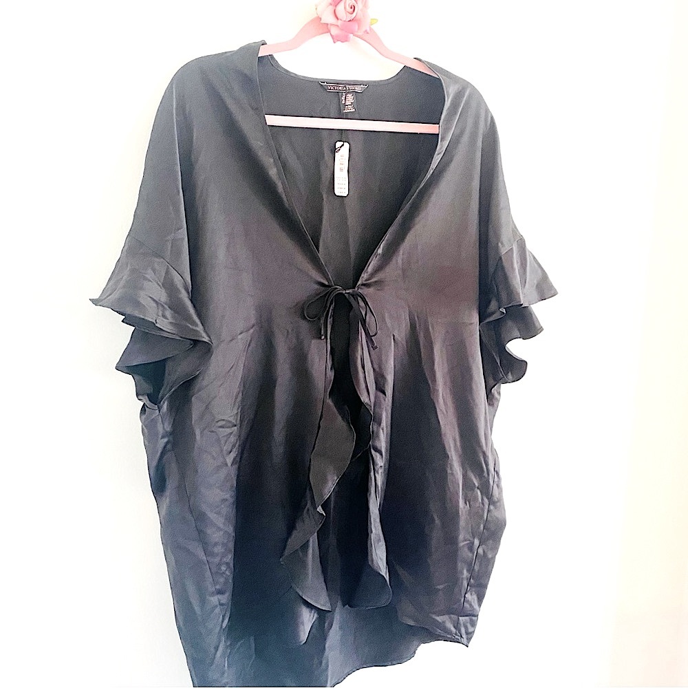 NWT💕Victoria’s Secret Black Satin Robe SZ OS